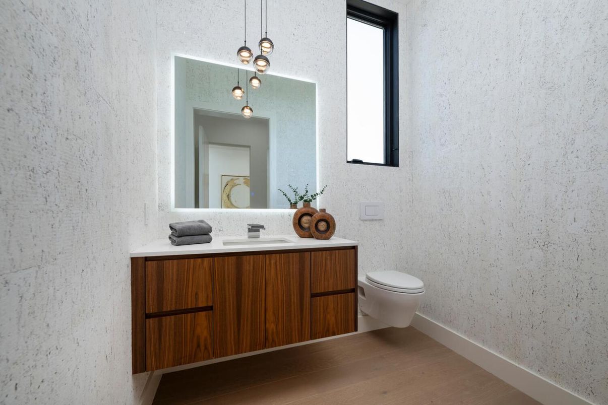 Bathroom, Interior, Pendant Lights, Wood Texture Flooring