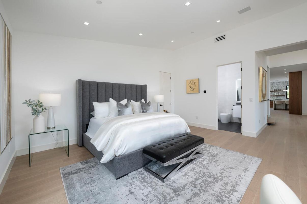 Bedroom, Interior, Recessed Lighting, Wood Texture Flooring