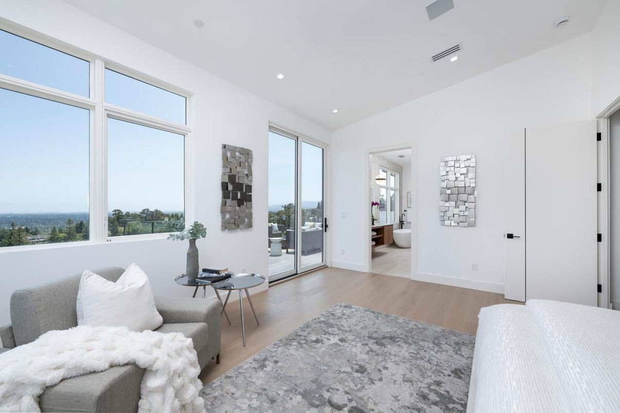 Interior, Recessed Lighting, Water, Wood Texture Flooring