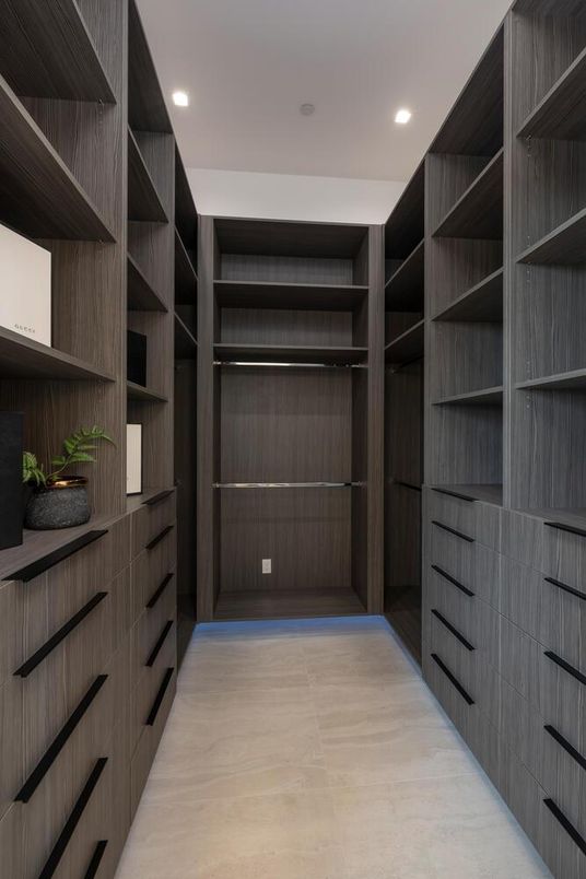 Interior, Recessed Lighting, Walk-in Closets