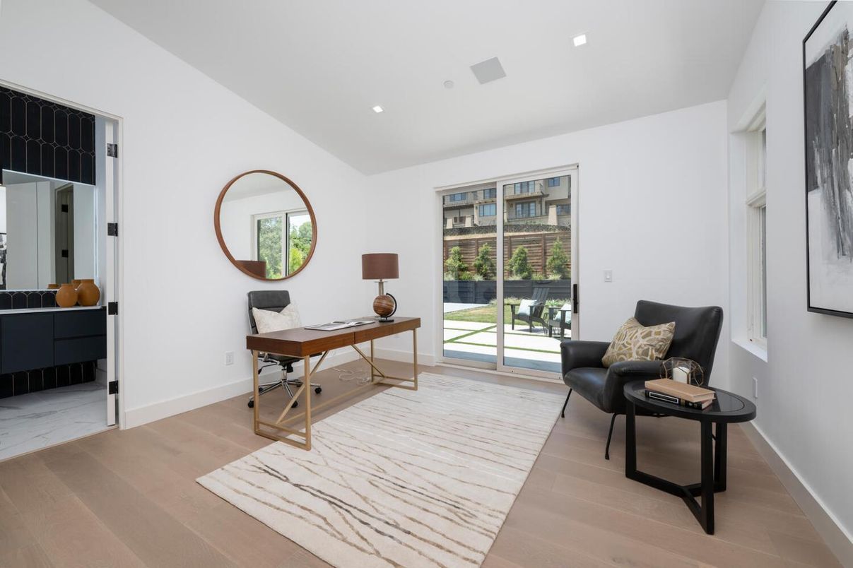 Home Office, Interior, Recessed Lighting, Wood Texture Flooring