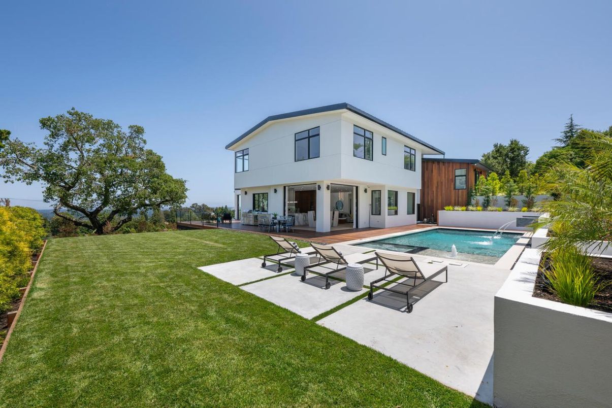 Backyard, Exterior, Pool