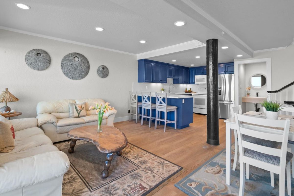 Dining room, Interior, Kitchen, Recessed Lighting, Stainless Steel Appliances, Wood Texture Flooring