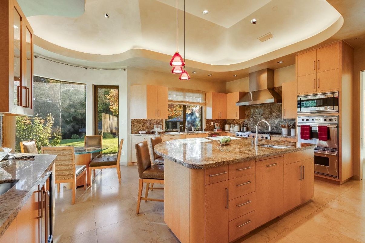 Interior, Kitchen, Pendant Lights, Recessed Lighting, Stainless Steel Appliances