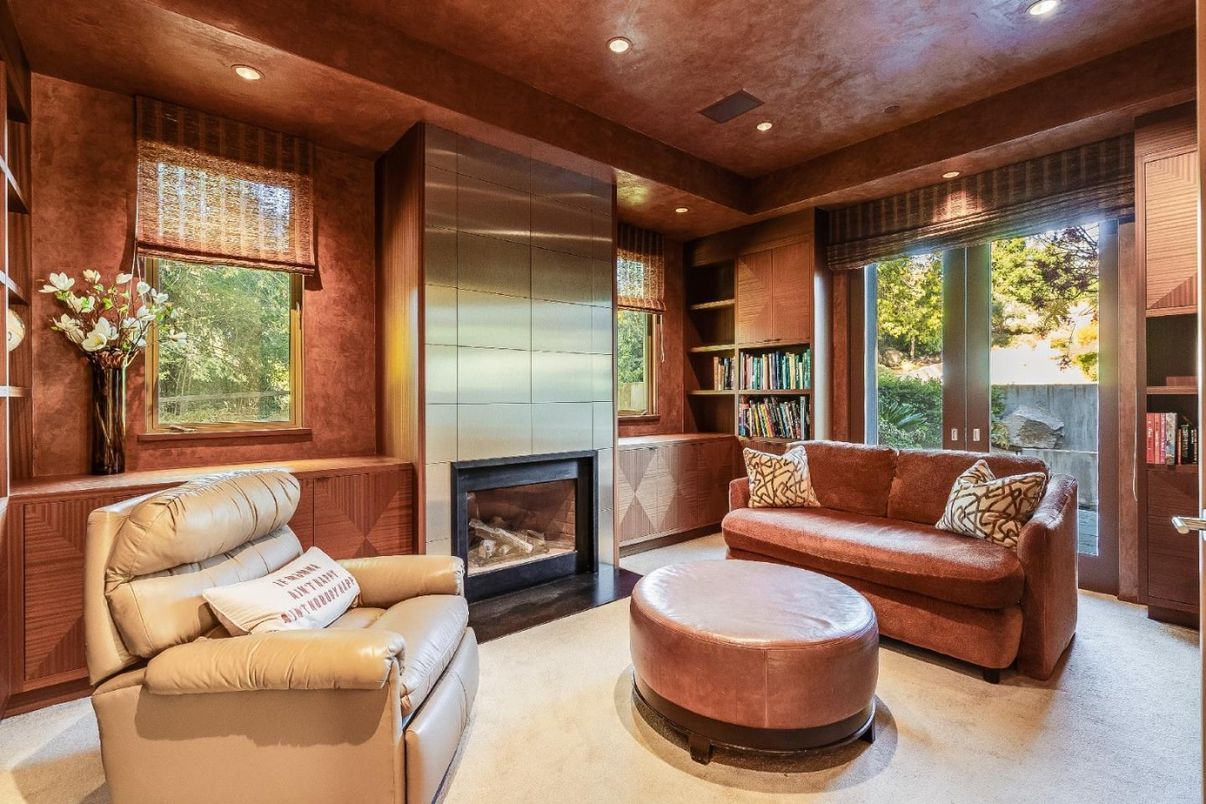 Fireplace, Interior, Living room, Recessed Lighting