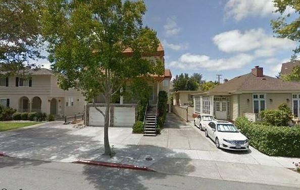 Attached, Exterior, Facade, Brick Facade, None