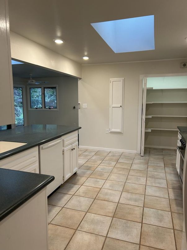 Interior, Kitchen, Recessed Lighting
