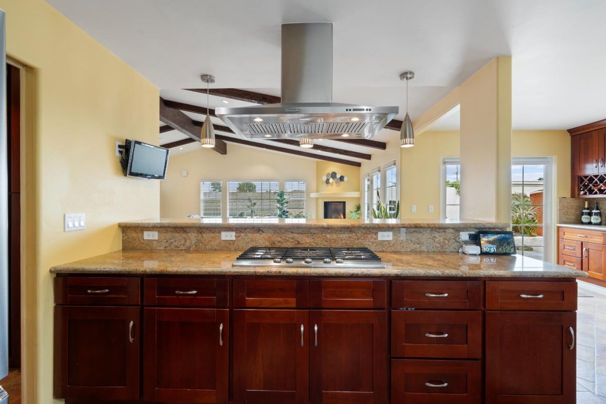 Interior, Kitchen, Pendant Lights, Recessed Lighting