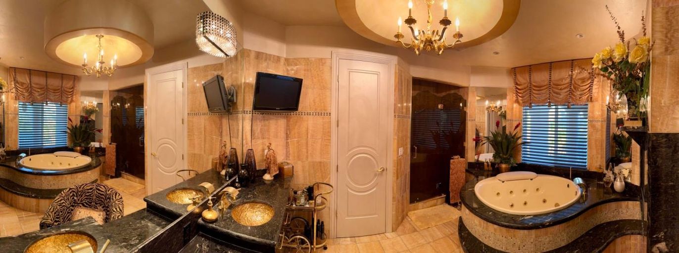 Bathroom, Chandelier, Interior