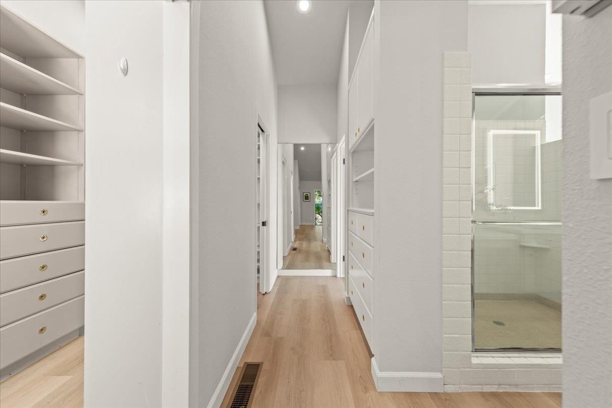 Interior, Recessed Lighting, Walk-in Closets, Wood Texture Flooring