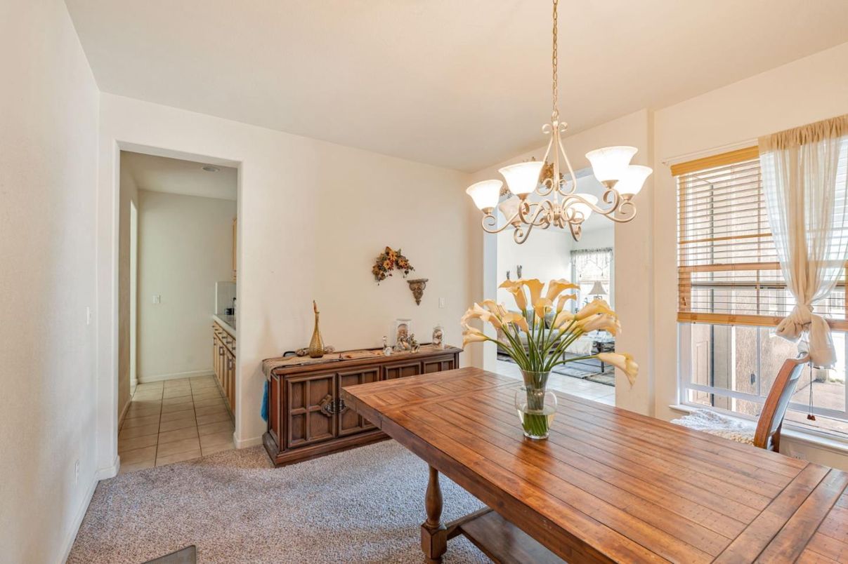 Chandelier, Dining room, Interior