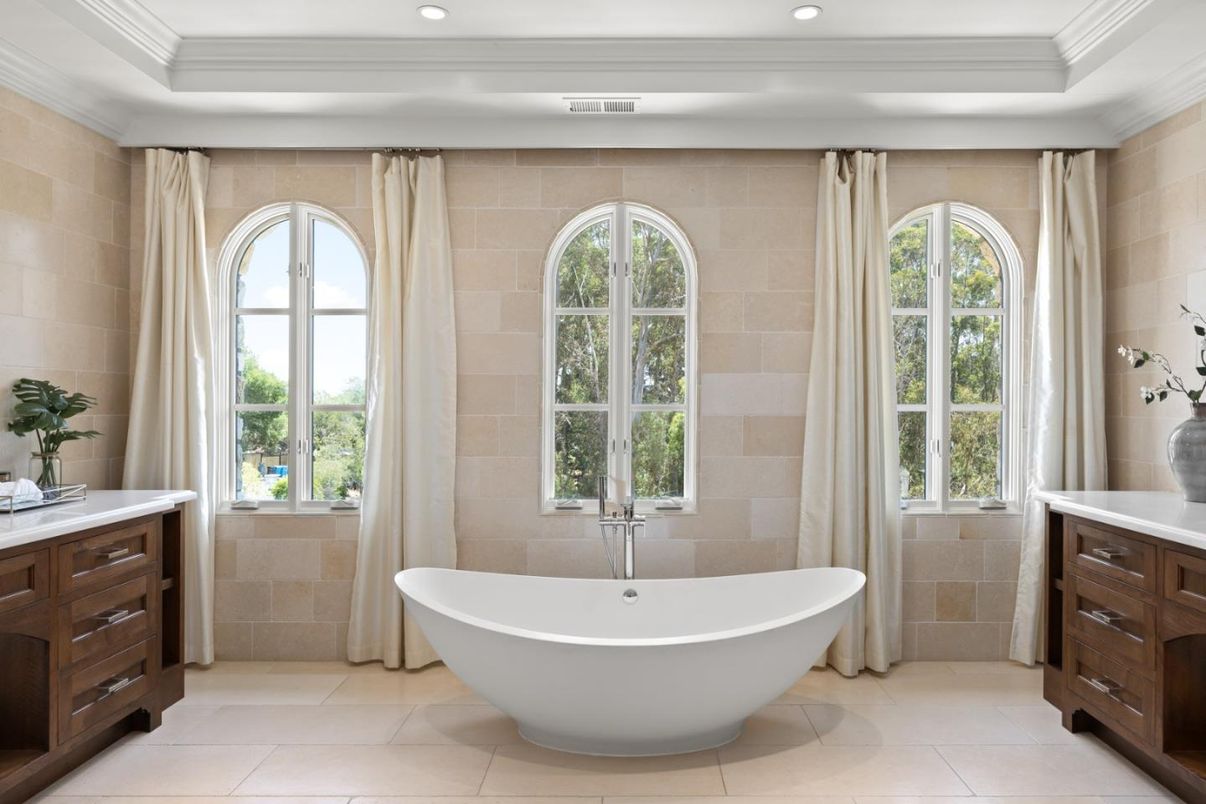 Bathroom, Free Standing Baths, Interior, Recessed Lighting