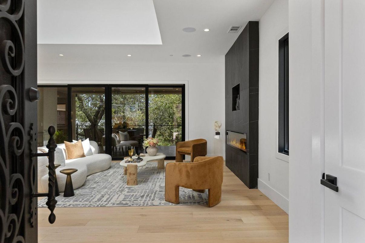 Fireplace, Interior, Living room, Recessed Lighting, Wood Texture Flooring
