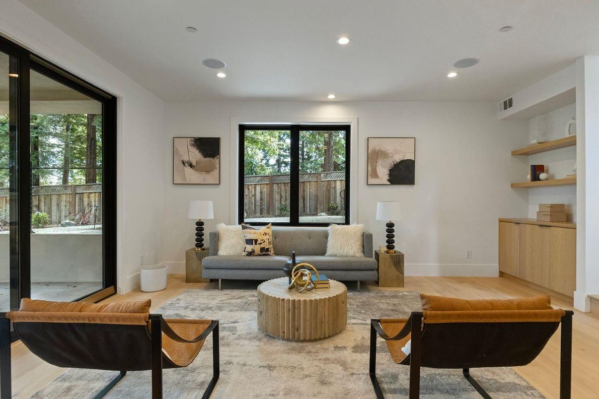 Interior, Living room, Recessed Lighting, Wood Texture Flooring