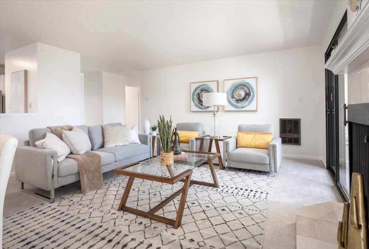 Fireplace, Interior, Living room