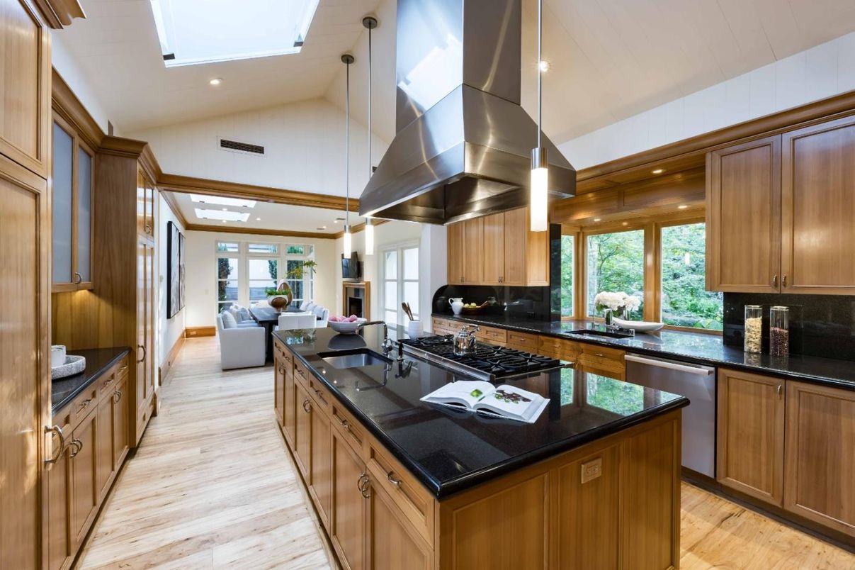 Interior, Kitchen, Living room, Pendant Lights, Recessed Lighting, Wood Texture Flooring