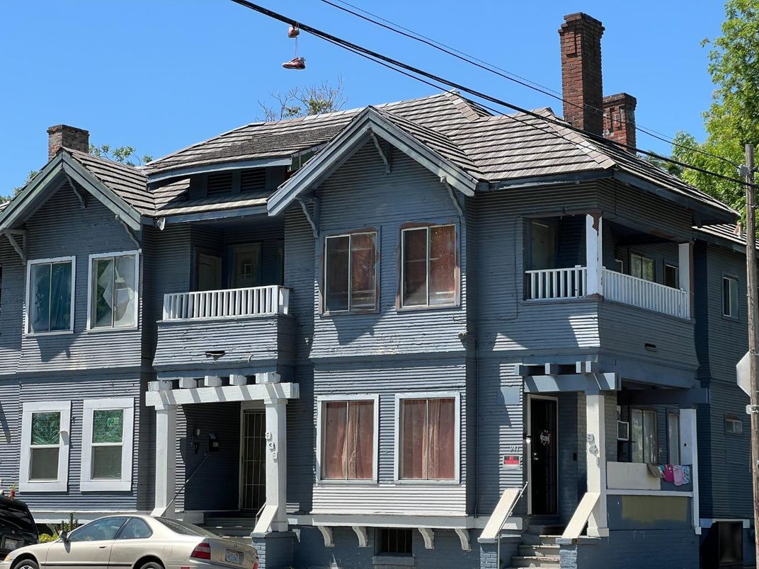 Exterior, Facade, Queen Anne Victorian