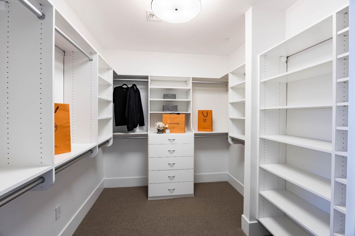 Interior, Walk-in Closets