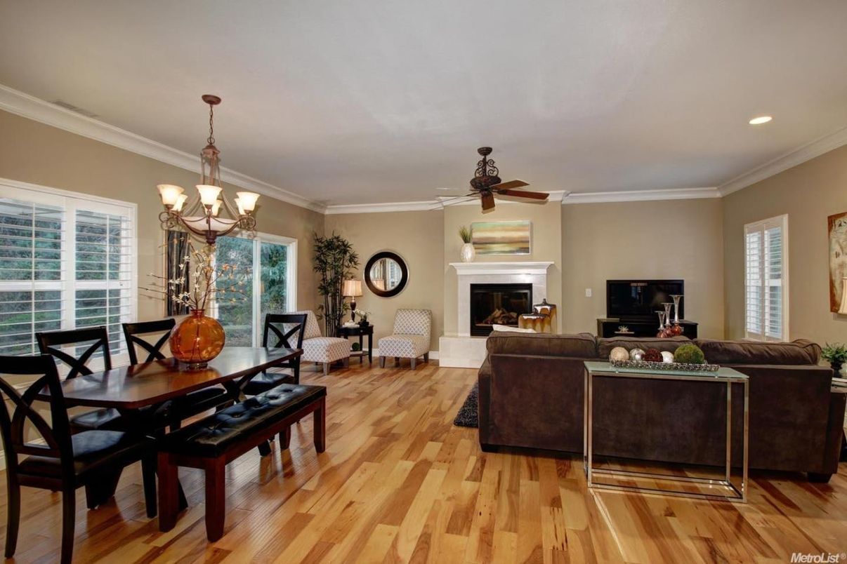 Chandelier, Dining room, Fireplace, Interior, Living room, Recessed Lighting, Wood Texture Flooring