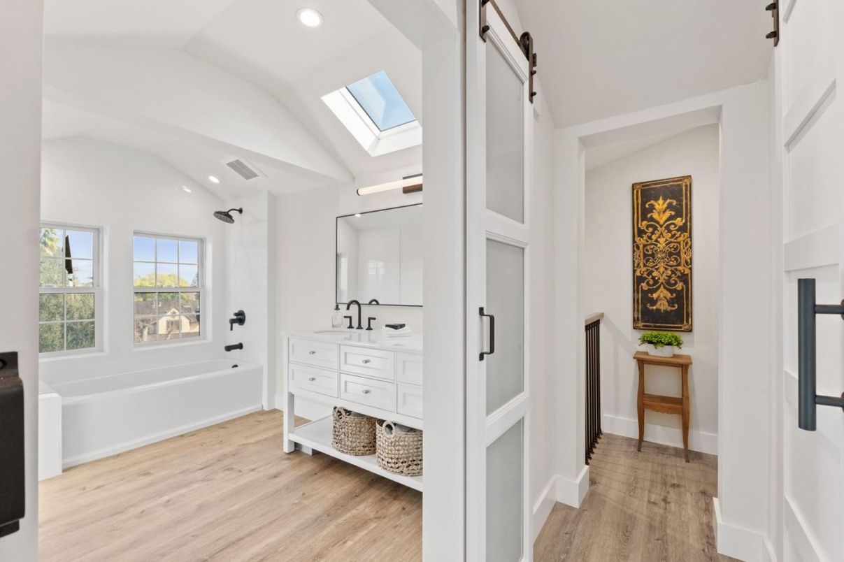 Bathroom, Interior, Recessed Lighting, Wood Texture Flooring