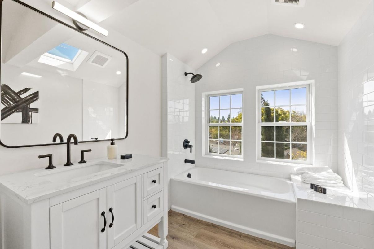 Bathroom, Interior, Recessed Lighting, Wood Texture Flooring