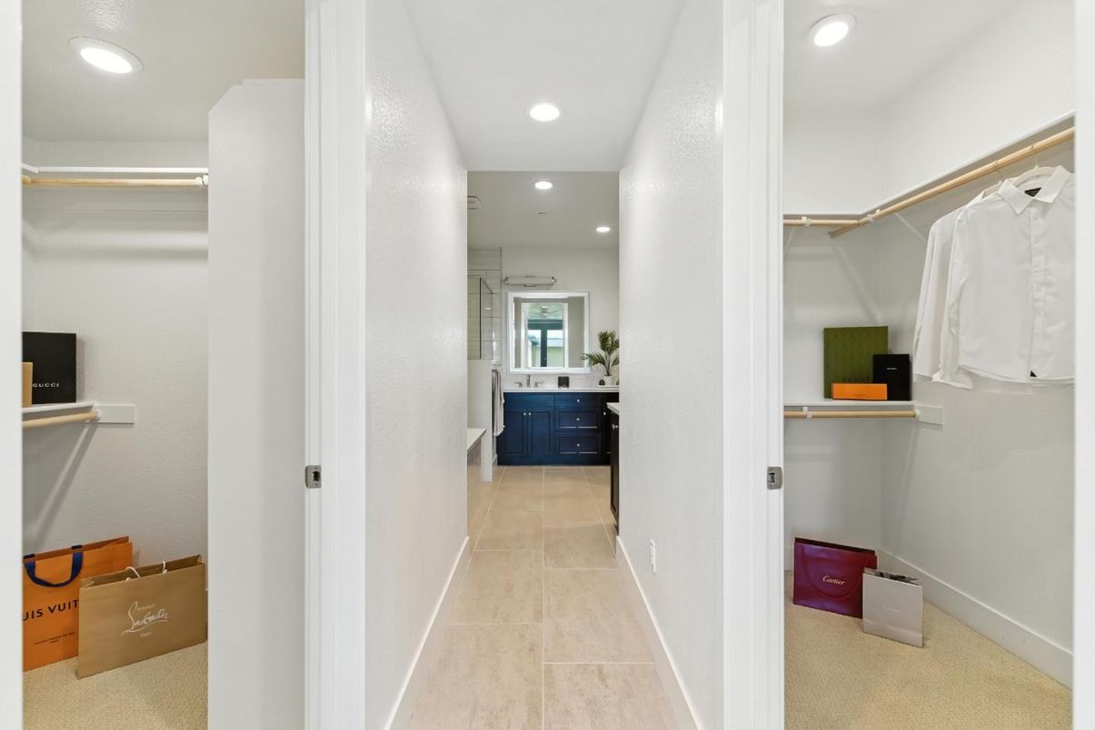 Interior, Recessed Lighting, Walk-in Closets