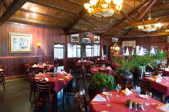 Chandelier, Dining room, Interior, Wooden Beams, Wooden Ceilings, Wooden Walls