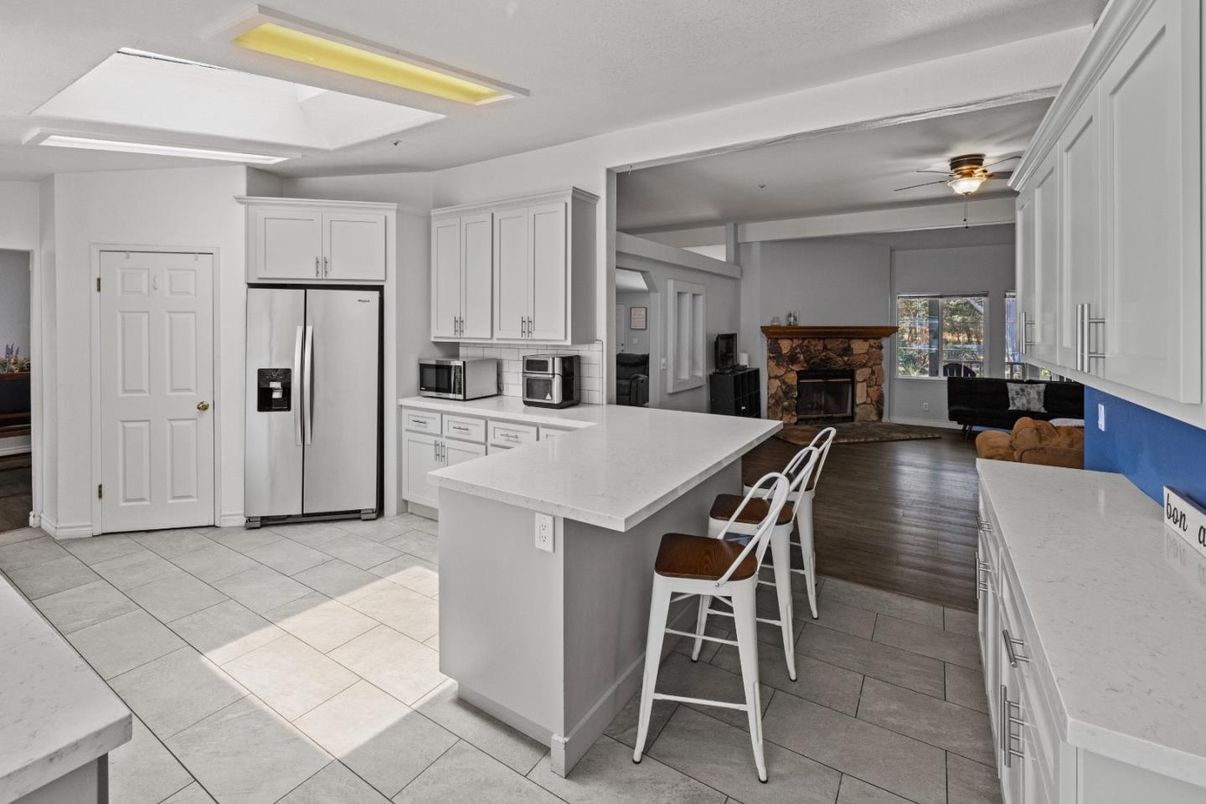 Fireplace, Interior, Kitchen, Wood Texture Flooring