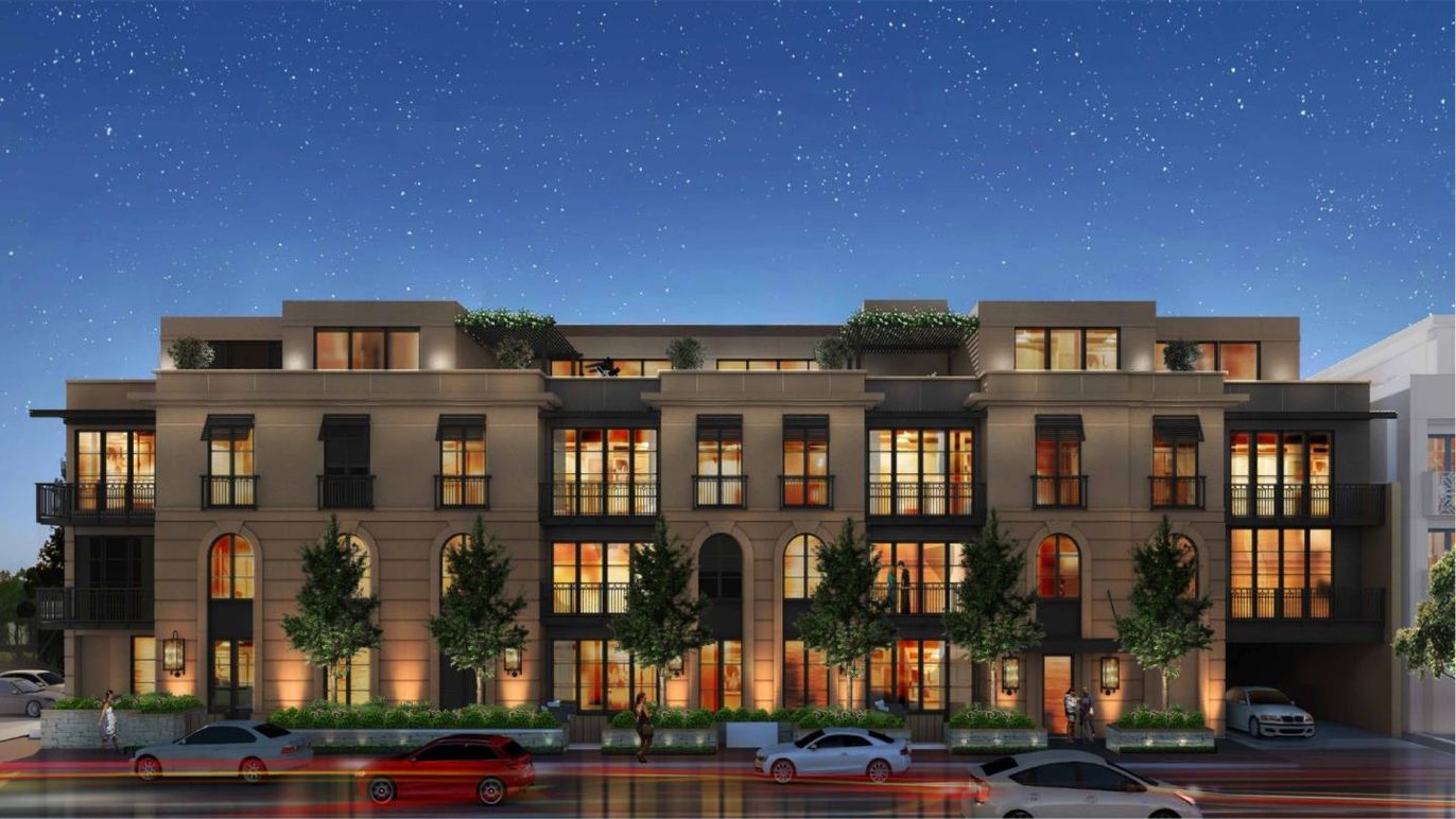 Exterior, Facade, Modern