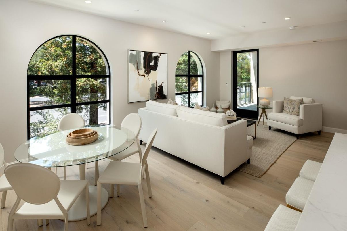 Dining room, Interior, Living room, Recessed Lighting, Wood Texture Flooring