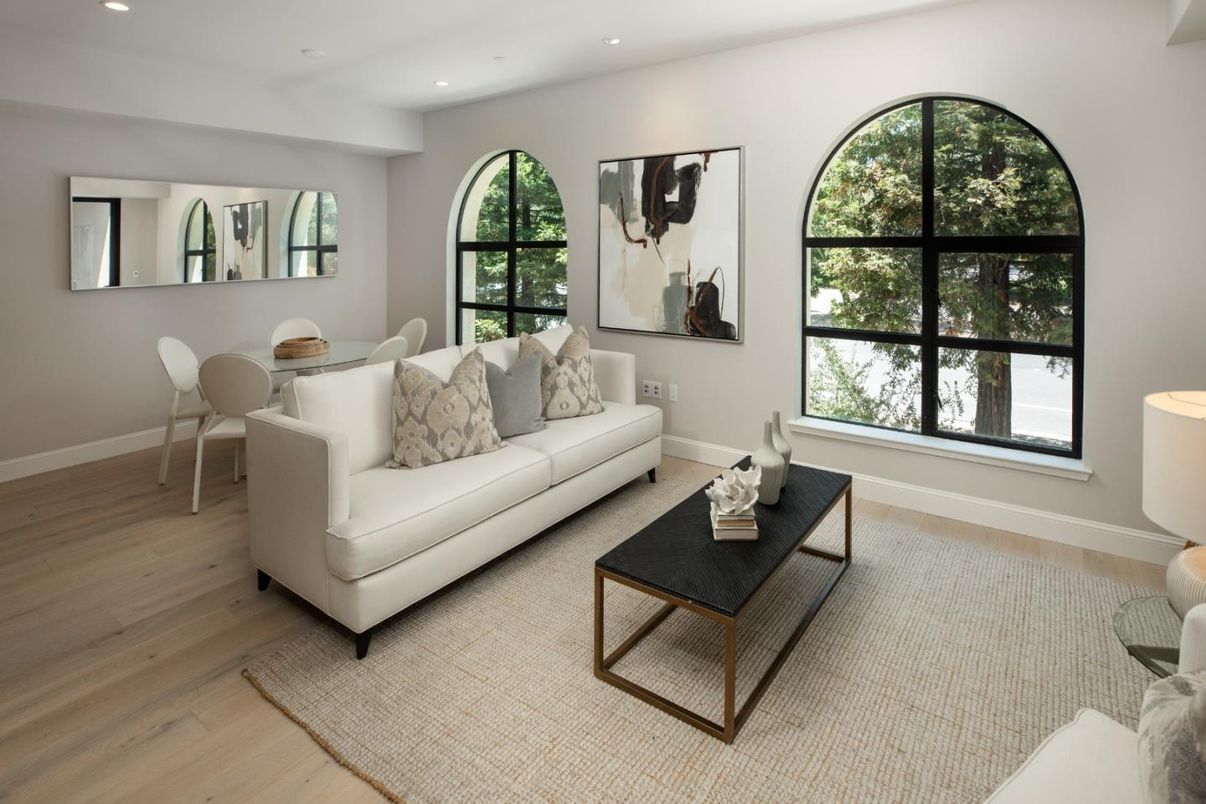 Dining room, Interior, Living room, Recessed Lighting, Wood Texture Flooring