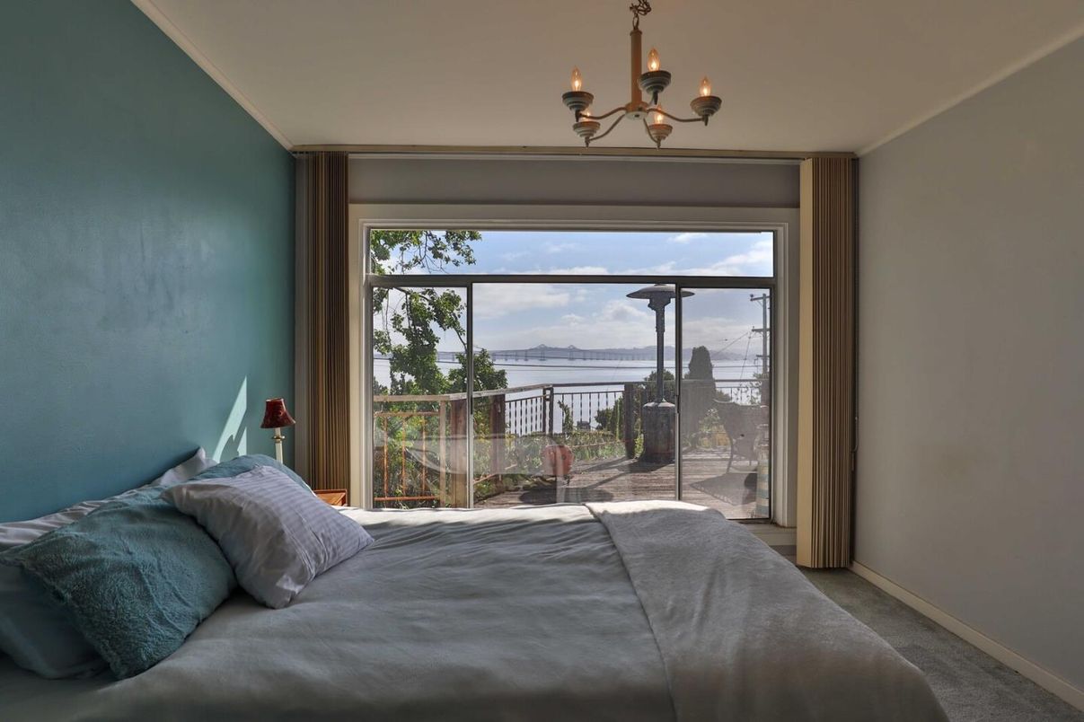 Bedroom, Chandelier, Interior, Water