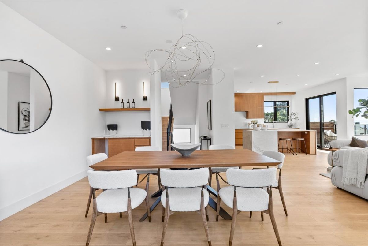 Dining room, Interior, Kitchen, Pendant Lights, Recessed Lighting, Wood Texture Flooring