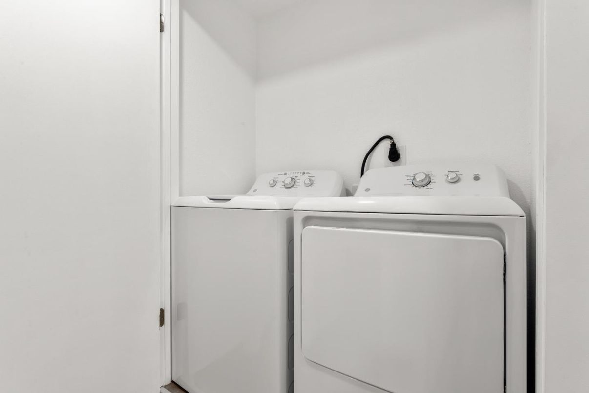 Interior, Utility Closets, Washer