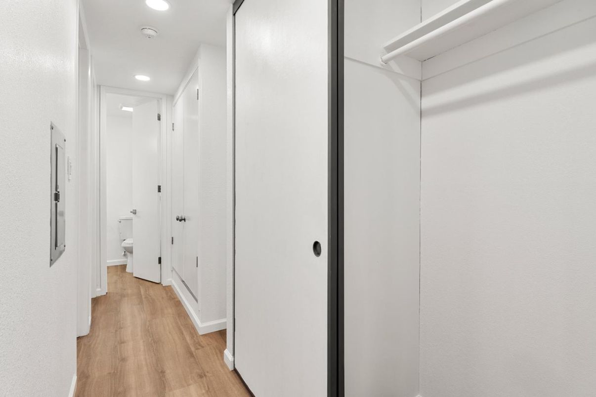 Interior, Recessed Lighting, Wood Texture Flooring
