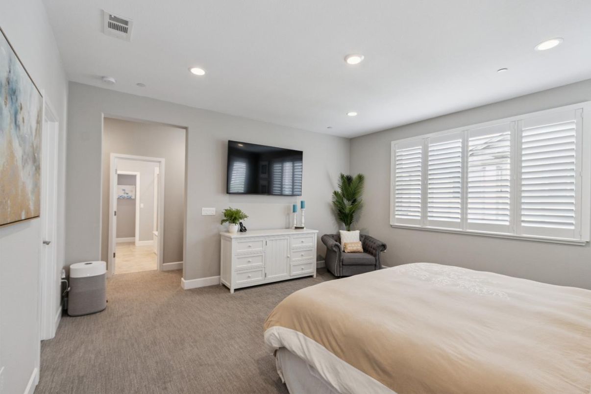Bedroom, Interior, Recessed Lighting