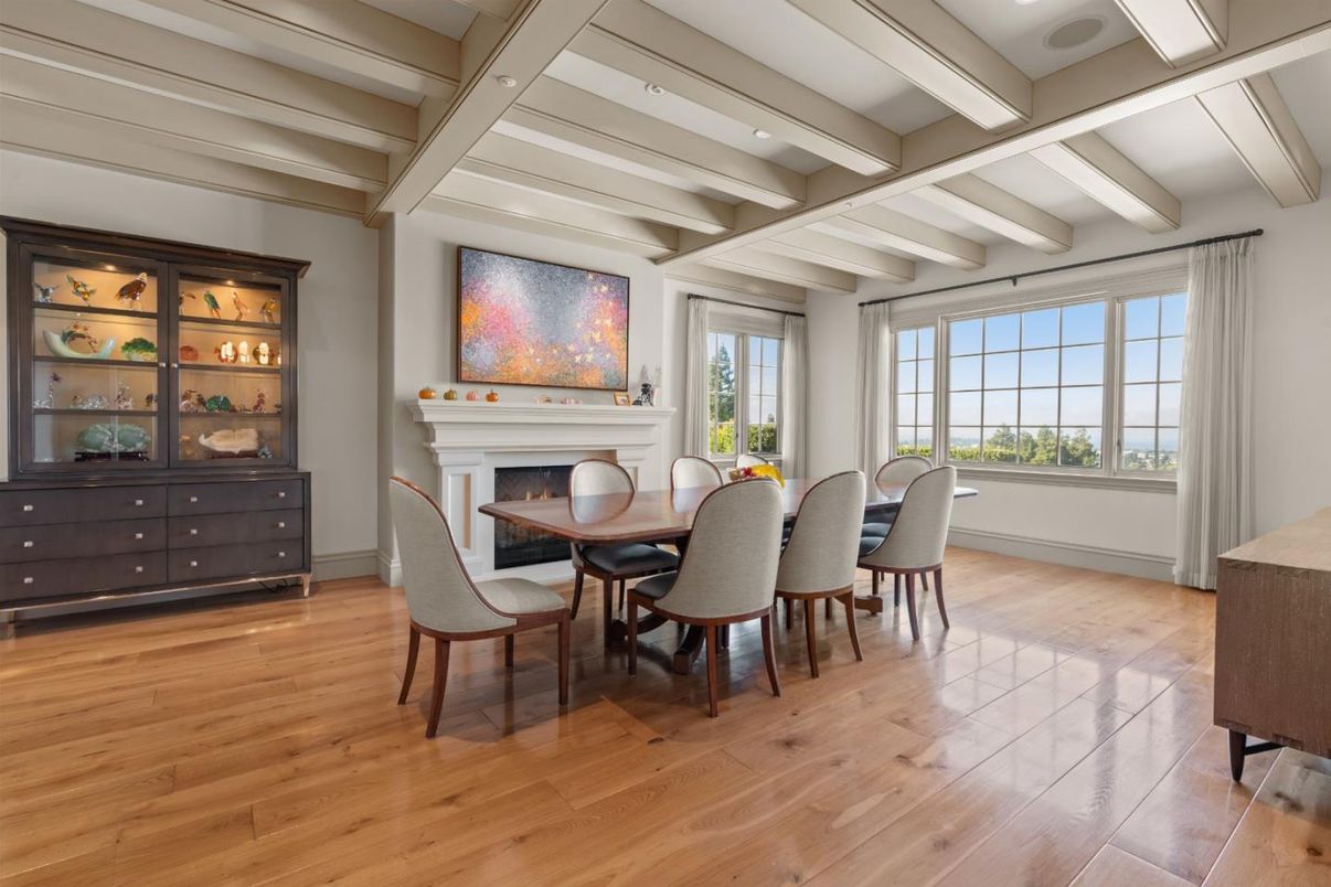 Dining room, Fireplace, Interior, Recessed Lighting, Wood Texture Flooring