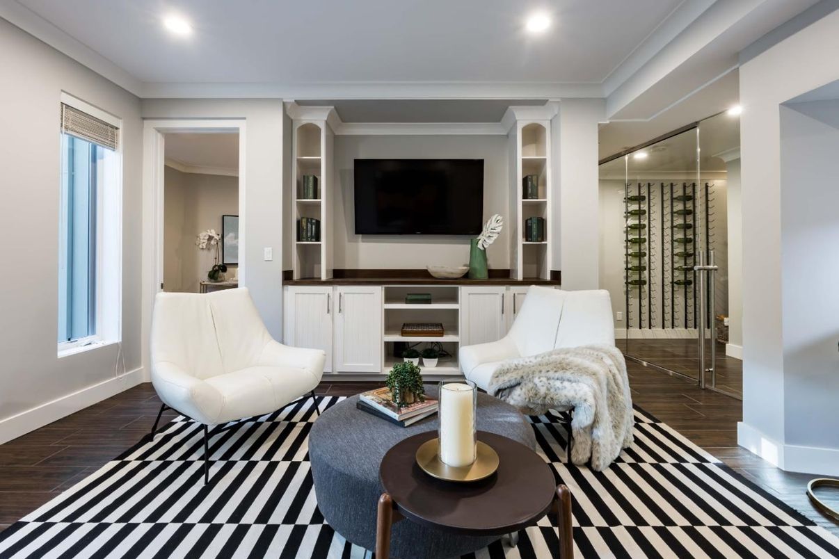 Interior, Living room, Recessed Lighting, Wine Storage, Wood Texture Flooring