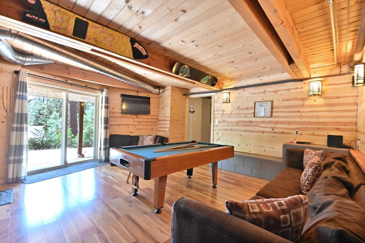 Billiard Table, Game Room, Interior, Wooden Beams, Wooden Ceilings, Wood Texture Flooring, Wooden Walls