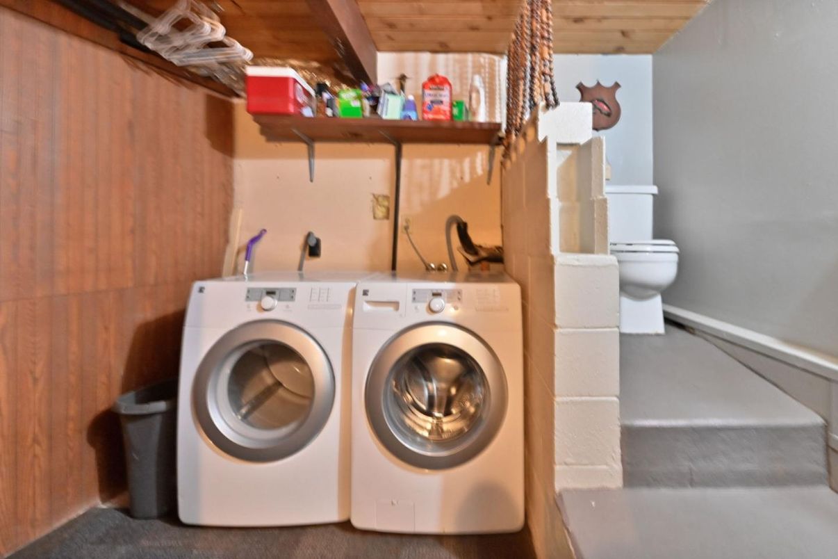 Interior, Washer, Wooden Ceilings