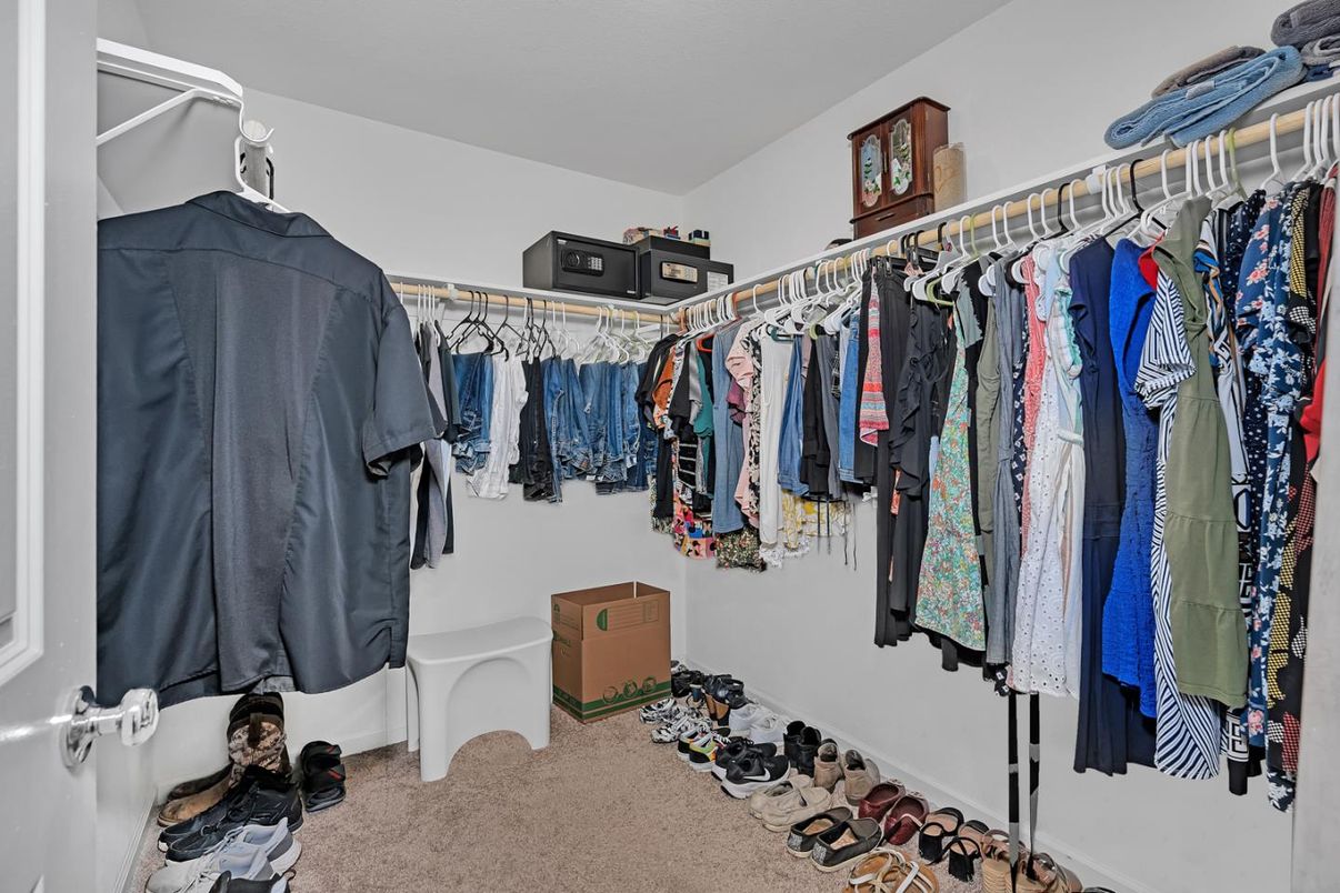 Interior, Walk-in Closets