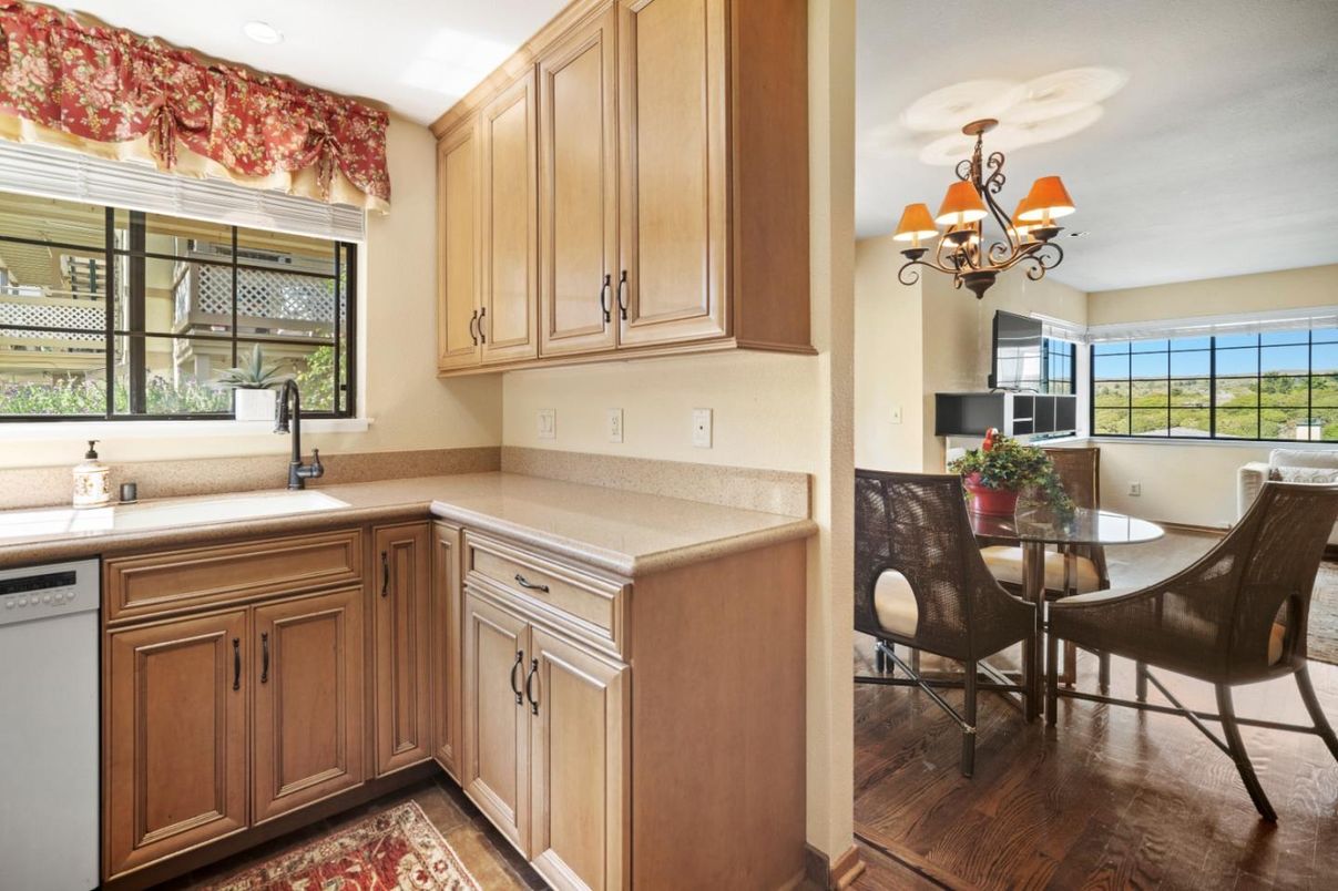 Chandelier, Dining room, Interior, Kitchen, Recessed Lighting, Wood Texture Flooring