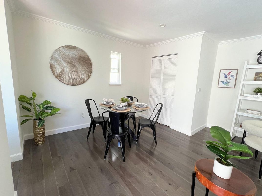 Dining room, Interior, Recessed Lighting, Wood Texture Flooring