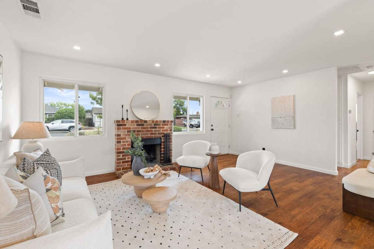 Fireplace, Interior, Living room, Recessed Lighting, Wood Texture Flooring