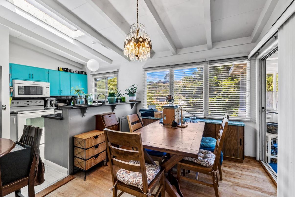 Chandelier, Dining room, Interior, Kitchen, Pendant Lights, Wood Texture Flooring