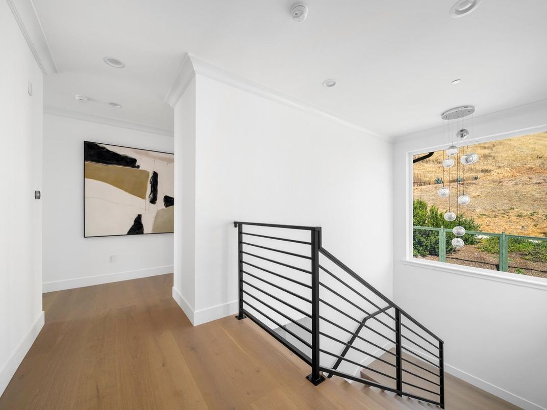 Interior, Pendant Lights, Recessed Lighting, Wood Texture Flooring