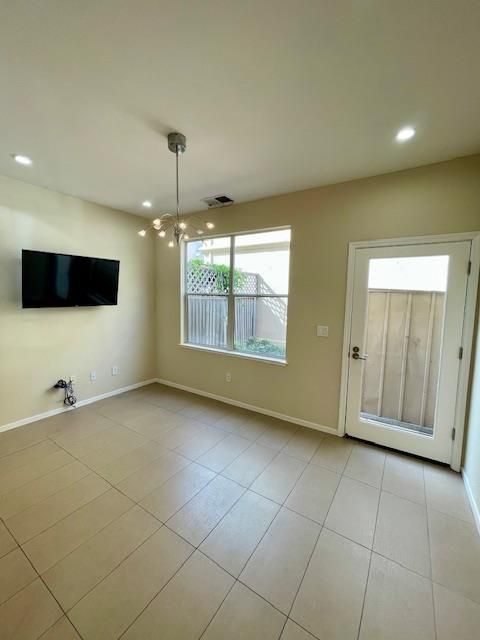 Empty room, Interior, Pendant Lights, Recessed Lighting