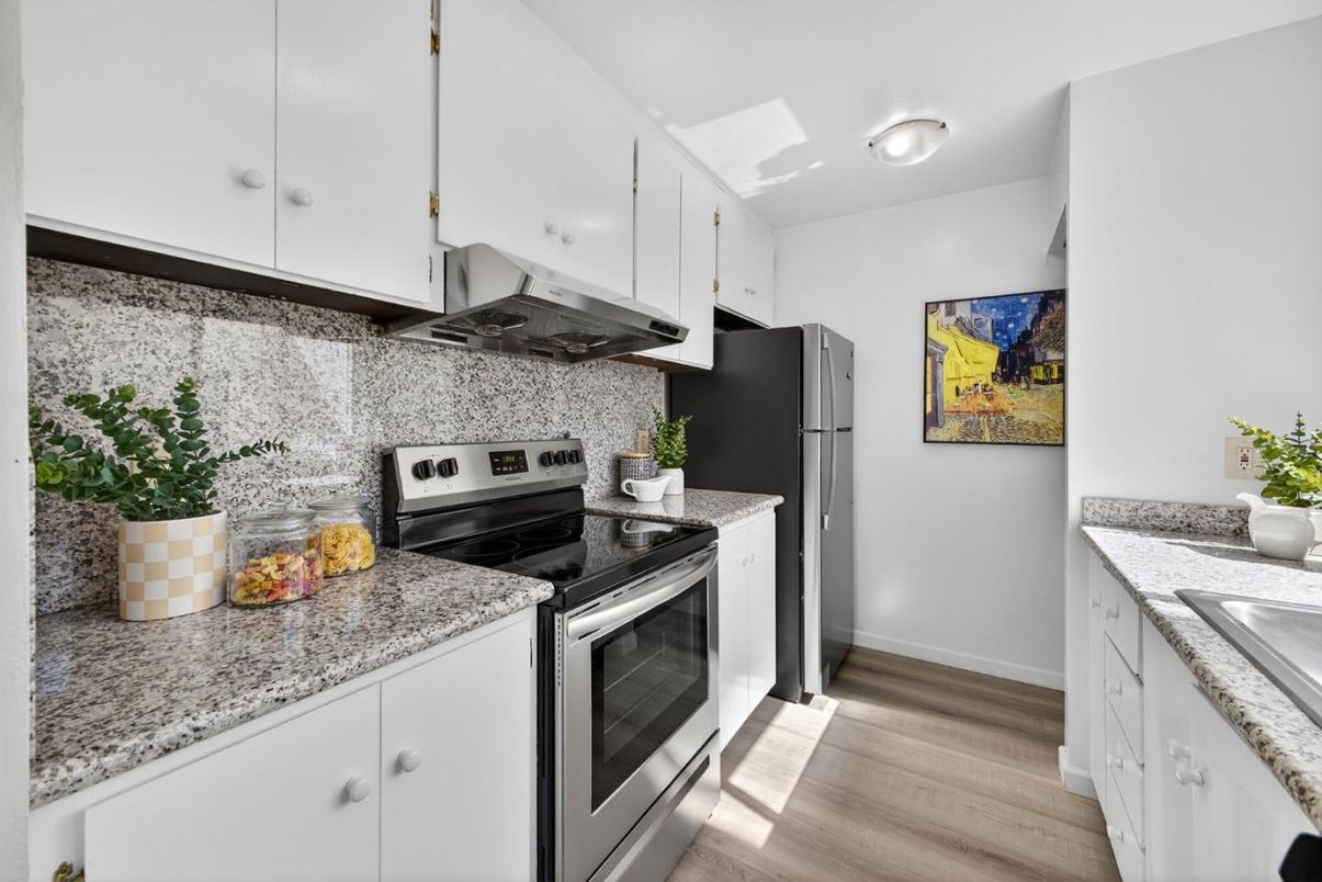 Interior, Kitchen, Stainless Steel Appliances, Wood Texture Flooring