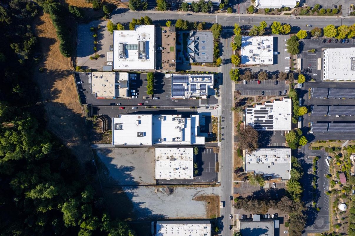 Exterior, Drone