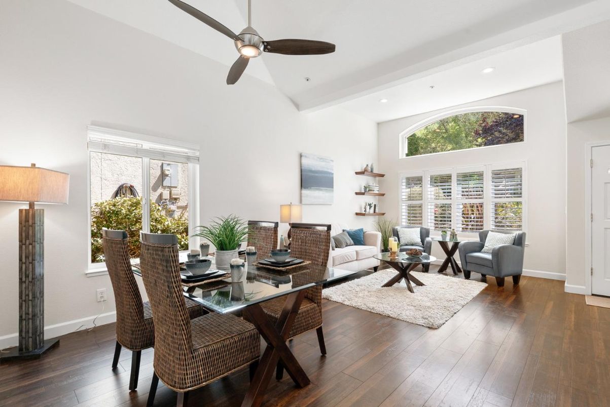 Dining room, Interior, Living room, Recessed Lighting, Wood Texture Flooring